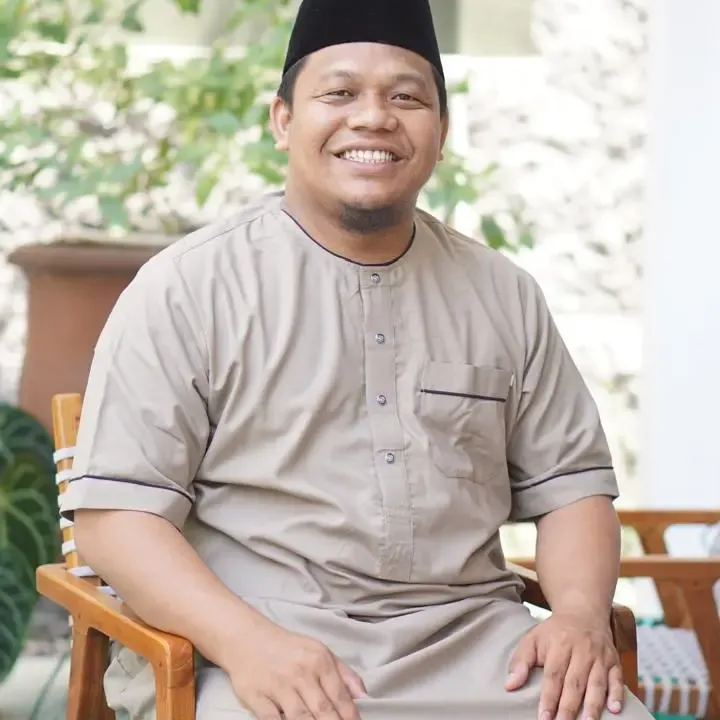 Ustadz Abdul Khoir Rahmat,. Lc